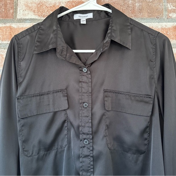 Equipment Black Button Down Satin Blouse Long Sleeve Women’s Small Career Office - Picture 4 of 13
